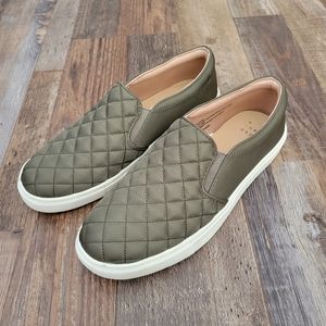 A New Day green quilted sneakers